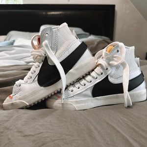 Women’s Nike Blazer Jumbo